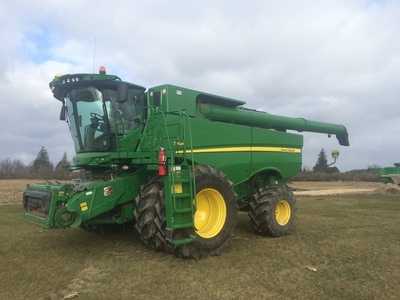2012+John+Deere+S690+Combine 2012 John Deere S690 Combine - Le Roy, MN | Machinery Pete